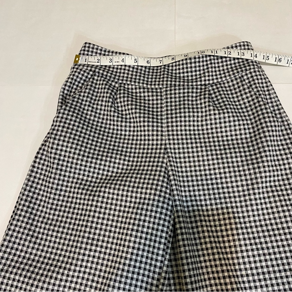 47. C Est. 1946 Black and White Checkered Women's Capris - Picture 4 of 10
